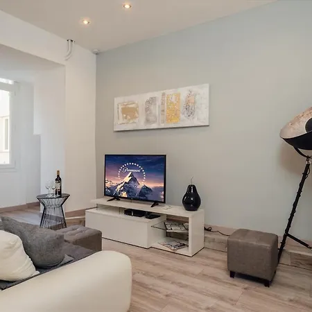 Le Notre Dame, Cosy En Plein Centre De Apartman Nizza